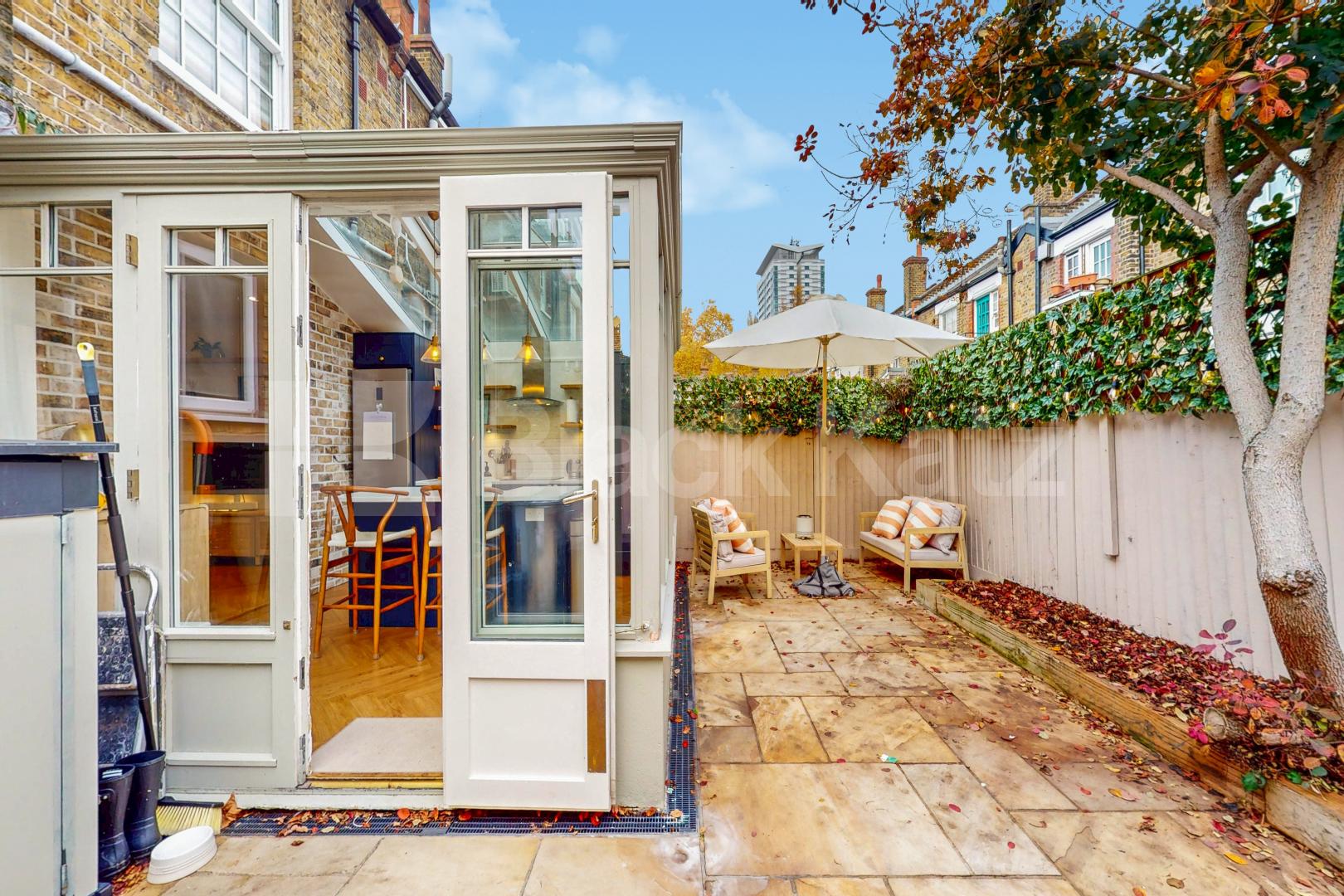 Stylish & contemporary maisonette flooded with natural light  Odger Street, Battersea 